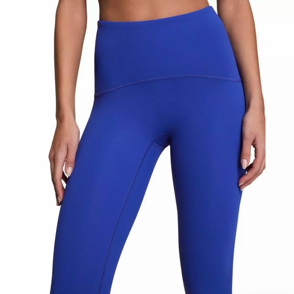 SPANX Booty Boost Leggings - Picture 2 of 4